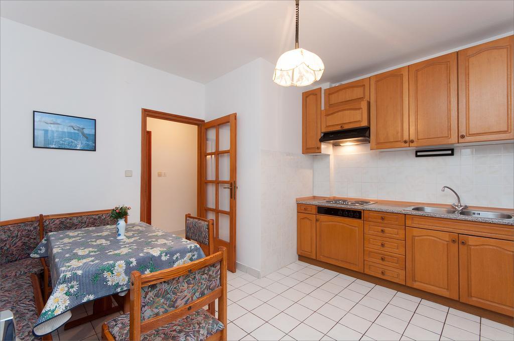 Ferienwohnung Maslinov Hlad Barbat na Rabu Exterior foto